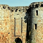 Châtelet et tour D'Acigné